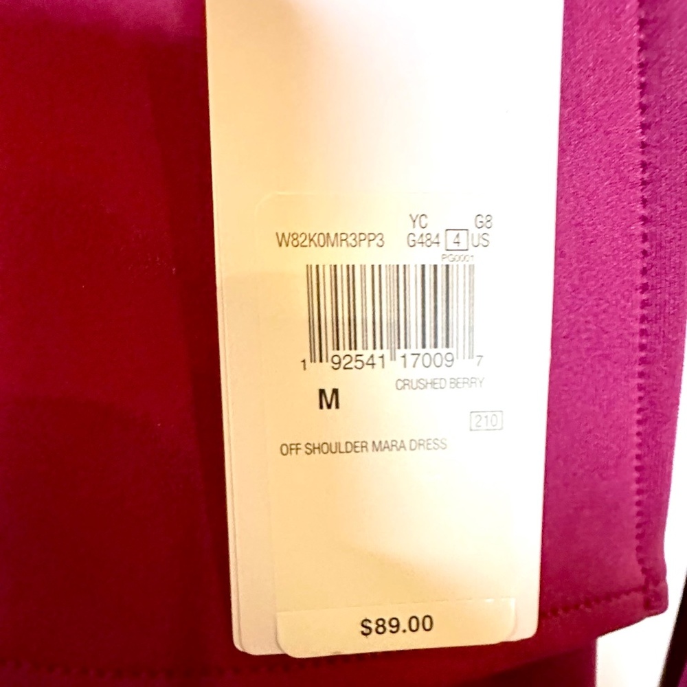 GUESS Ruffle Off Shoulder Mara Dress - Picture 2 of 9